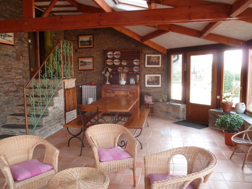 Chambre D'Hotes Saint Jacob Relais De Chasse Du XVIII Siecle Les Fougerêts Exterior foto